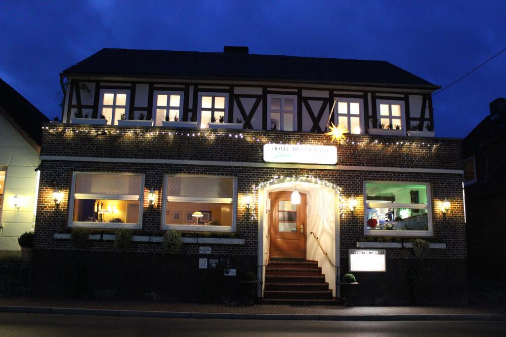 Hotel Garni Zur Linde Hitzacker Kültér fotó